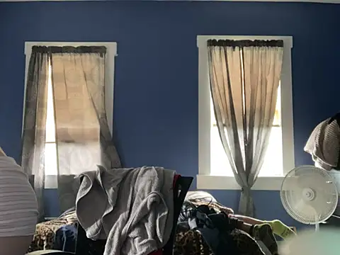 urfavgamergurl online show from 06-27-26, 03:39