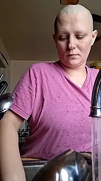 Snapshot of officialbaldbabey chatting on 03-22-26, 07:28 officialbaldbabey online show from 03-22-26, 07:28