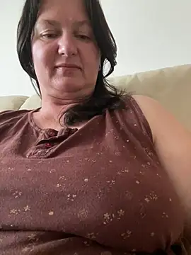 Snapshot of MirkaMag chatting on 03-12-26, 06:30 MirkaMag online show from 03-12-26, 06:30