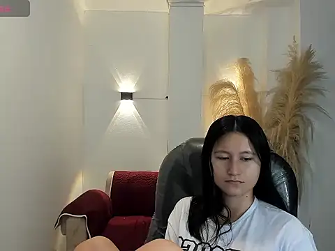 Snapshot of isabella_grace18 chatting on 06-11-26, 07:28 isabella grace18 online show from 06-11-26, 07:28