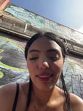 Snapshot of sylphiee_ chatting on 03-13-26, 08:04 sylphiee online show from 03-13-26, 08:04