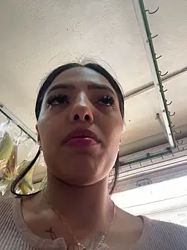 Snapshot of sylphiee_ chatting on 03-24-26, 06:46 sylphiee online show from 03-24-26, 06:46