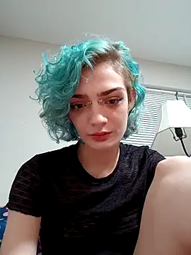 Snapshot of veeshappyplace chatting on 03-11-26, 01:00 veeshappyplace online show from 03-11-26, 01:00