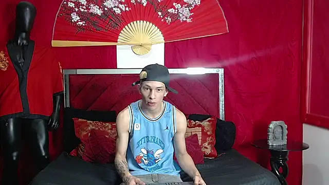 Snapshot of thin-straight chatting on 03-12-26, 05:13 thin-straight online show from 03-12-26, 05:13