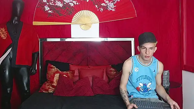 Snapshot of thin-straight chatting on 03-13-26, 05:58 thin-straight online show from 03-13-26, 05:58