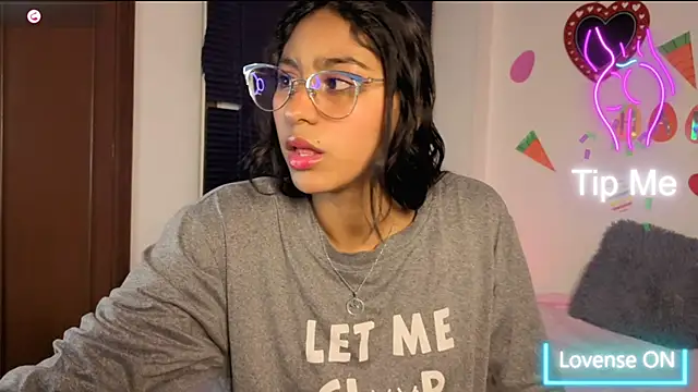 PaulaCutexs online show from 04-14-26, 03:12