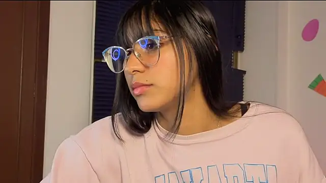 PaulaCutexs online show from 04-22-26, 05:10