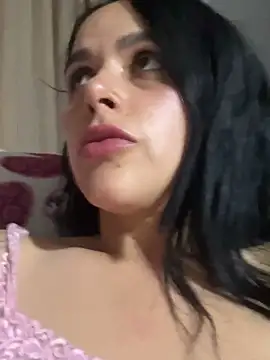 leila moretti online show from 04-05-26, 03:26