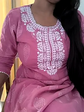 Snapshot of Jesmin_khan01 chatting on 05-07-26, 05:24 Jesmin khan01 online show from 05-07-26, 05:24