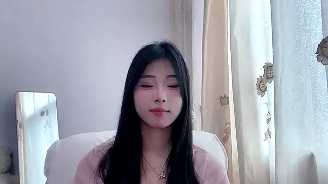 yiyibaby2026 online show from 04-06-26, 02:31