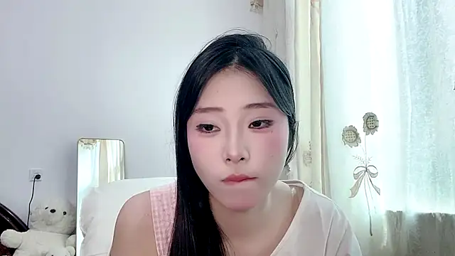 yiyibaby2026 online show from 04-10-26, 05:34
