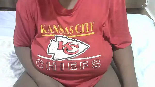 Snapshot of HoneyExtasyXo- chatting on 03-14-26, 08:53 HoneyExtasyXo- online show from 03-14-26, 08:53