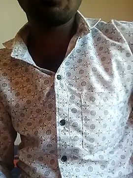 Snapshot of Telugucouple1431 chatting on 03-29-26, 04:34 Telugucouple1431 online show from 03-29-26, 04:34