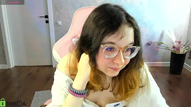 Aleks-caster online show from 04-21-26, 01:42