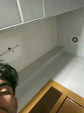 Snapshot of Achrafsad9i chatting on 04-05-26, 06:54 Achrafsad9i online show from 04-05-26, 06:54