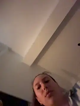 EvaRyen  online show from 03-30-26, 01:23