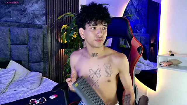 noah travis online show from 04-16-26, 01:23