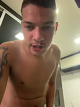 Jhonnylaionsousa online show from 06-14-26, 10:28