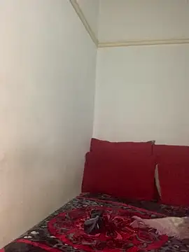 Snapshot of Caramel_Beauty chatting on 03-19-26, 05:39 Caramel Beauty online show from 03-19-26, 05:39