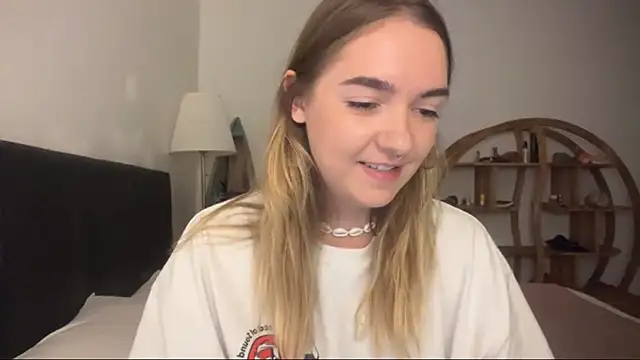 RoxyWet online show from 06-12-26, 01:54