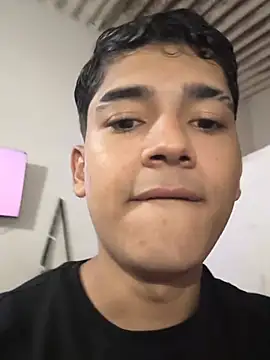 Snapshot of pabloflaquito23 chatting on 03-15-26, 09:32 pabloflaquito23 online show from 03-15-26, 09:32