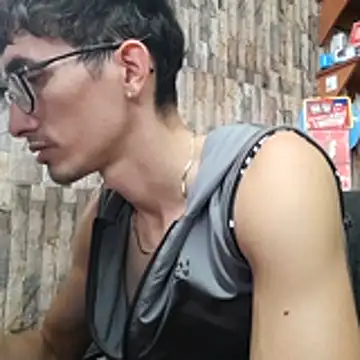 jhosuamoore online show from 04-28-26, 08:03