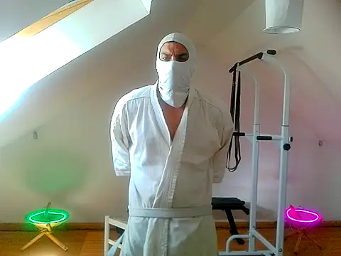 NinjaLaser online show from 04-09-26, 11:15