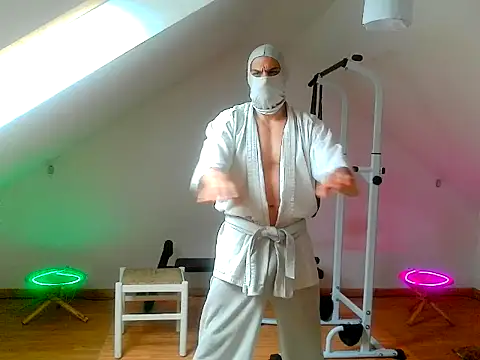 NinjaLaser online show from 05-04-26, 11:17