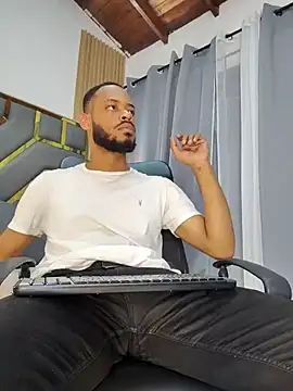 Oliver bigblack cock online show from 04-23-26, 06:10