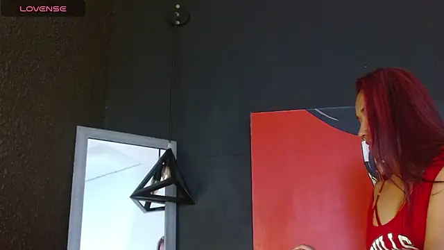 Snapshot of Cafeziitha1126 chatting on 03-13-26, 12:01 Cafeziitha1126 online show from 03-13-26, 12:01