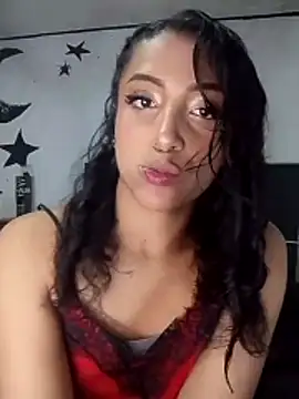 Snapshot of KattyBerryX chatting on 06-21-26, 05:15 KattyBerryX online show from 06-21-26, 05:15