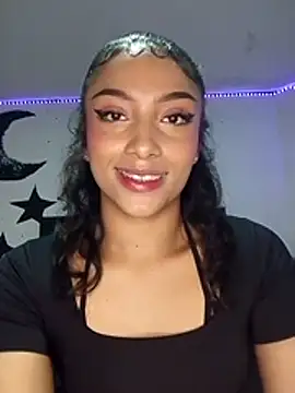 Snapshot of KattyBerryX chatting on 07-19-26, 04:22 KattyBerryX online show from 07-19-26, 04:22