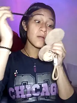 Snapshot of KarolaMendez chatting on 07-19-26, 09:07 KarolaMendez online show from 07-19-26, 09:07