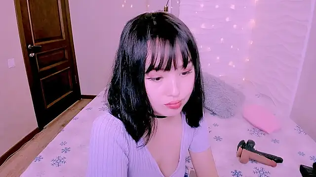 Akiko Yun online show from 01-06-26, 11:36