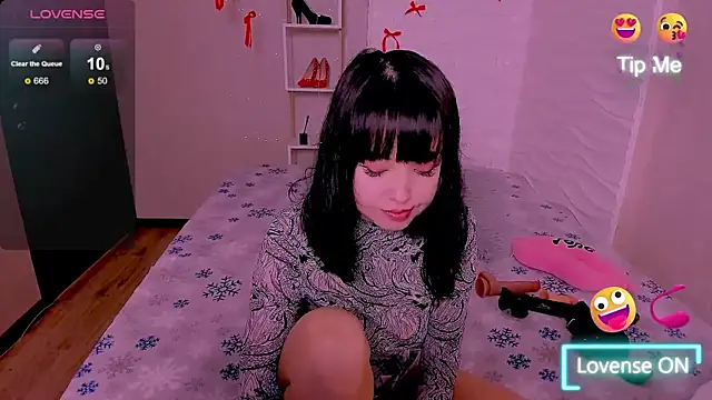 Akiko Yun online show from 04-23-26, 11:42