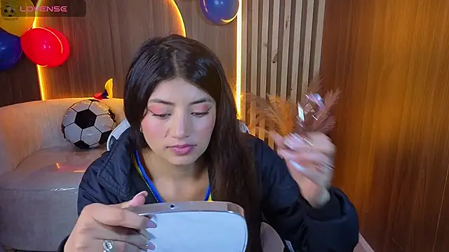 Lia queen tx online show from 06-24-26, 03:27