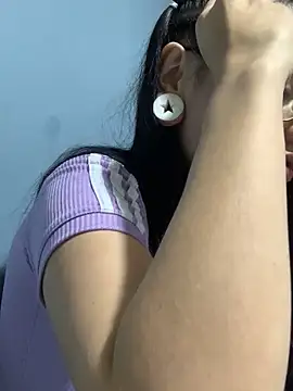 Snapshot of Sofiiaa2 chatting on 03-14-26, 04:07 Sofiiaa2 online show from 03-14-26, 04:07