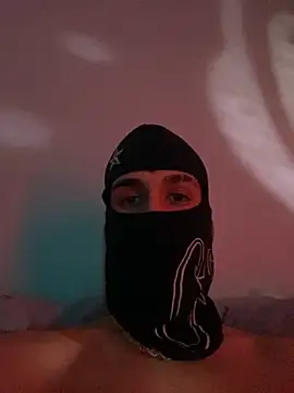 hardboii00 online show from 03-28-26, 09:03
