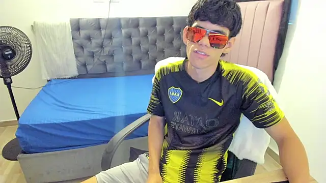 Snapshot of Josy_11 chatting on 03-13-26, 08:37 Josy 11 online show from 03-13-26, 08:37