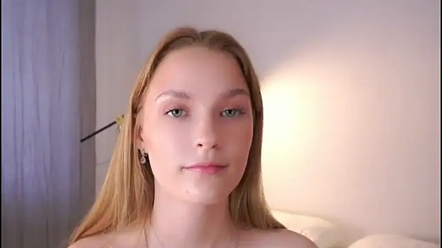 Snapshot of HellenSlavis chatting on 03-13-26, 10:11 HellenSlavis online show from 03-13-26, 10:11