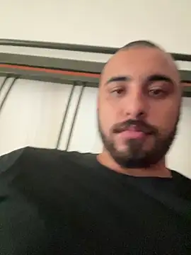 Xosolteiro online show from 03-12-26, 04:57