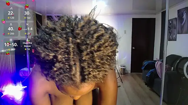 Ebony rizon online show from 06-16-26, 01:36