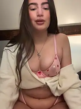 Snapshot of Emswiftx chatting on 03-16-26, 05:39 Emswiftx online show from 03-16-26, 05:39