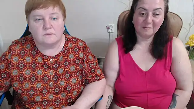 Lindy-Jeanie online show from 04-06-26, 06:42