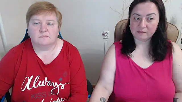 Lindy-Jeanie online show from 04-16-26, 04:52