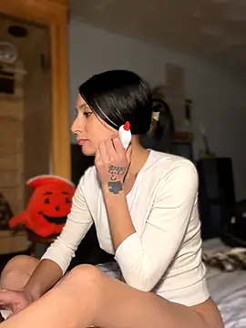 FerrariFrench online show from 10-22-25, 06:35