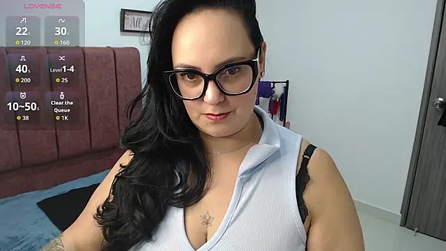 Veroniicabbw  online show from 04-14-26, 12:44