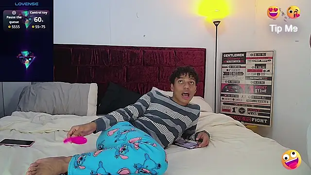 Snapshot of The_Penthouse_boys chatting on 03-13-26, 01:12 The Penthouse boys online show from 03-13-26, 01:12