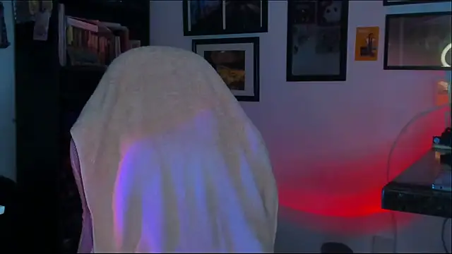 Lucia Ilich9 online show from 03-17-26, 03:55