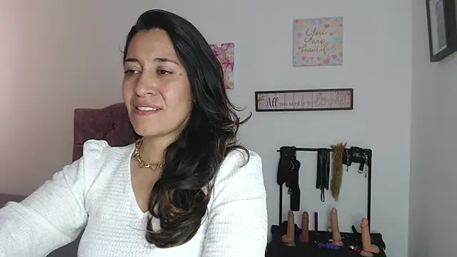 violeta scott online show from 06-15-26, 02:30